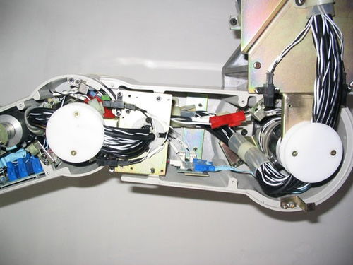 弹簧 从传统弹性元件到智能制造中的关键角色与最新进展